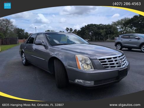 Used 2007 Cadillac DTS w/ Trunk Convenience Package FWD image 7