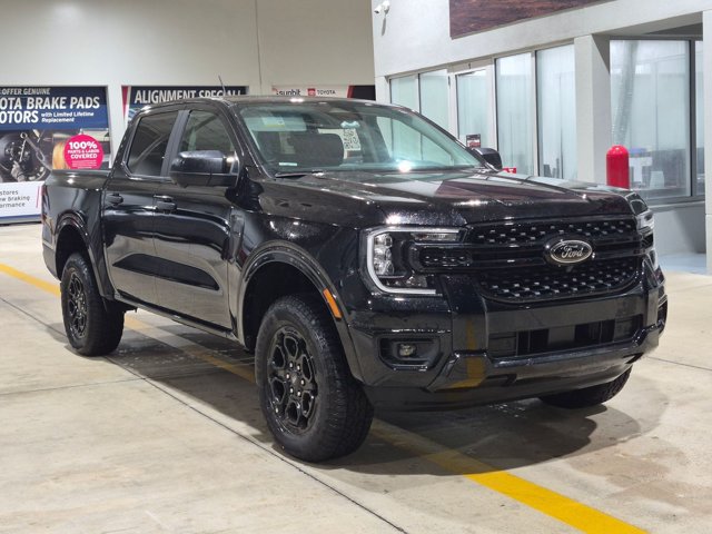 Used 2025 Ford Ranger XLT RWD image 3