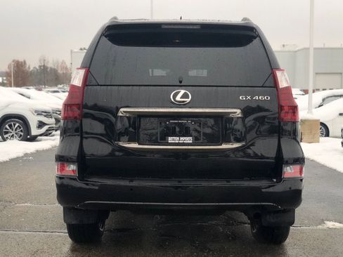 Used 2022 Lexus GX 460 image 5
