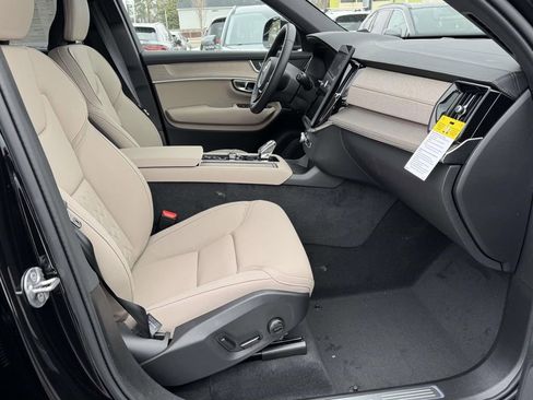 New 2026 Volvo XC90 T8 Plus w/ Protection Package Premier image 12