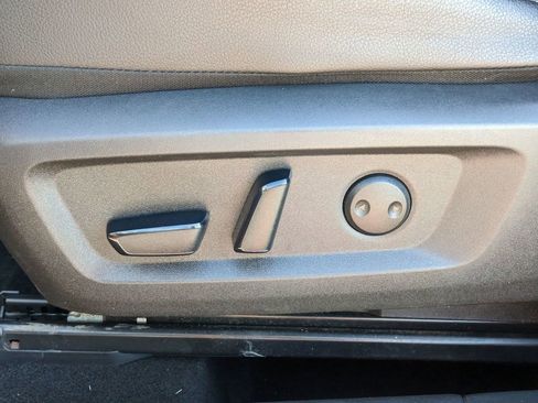 Used 2021 Nissan Rogue SL image 14