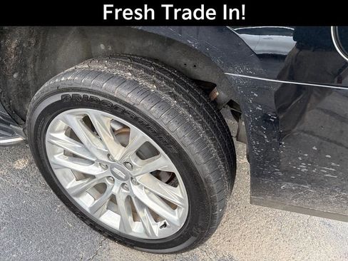 Used 2020 Cadillac Escalade Luxury AWD/4WD image 6