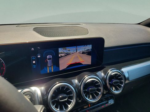 Certified 2026 Mercedes-Benz GLB 250 image 20