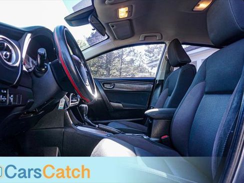 Used 2018 Toyota Corolla LE image 18