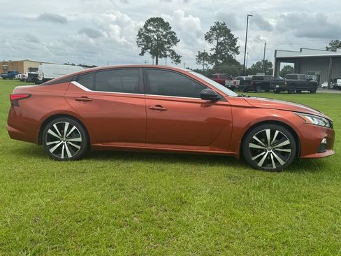 Used 2020 Nissan Altima 2.5 SR FWD image 27