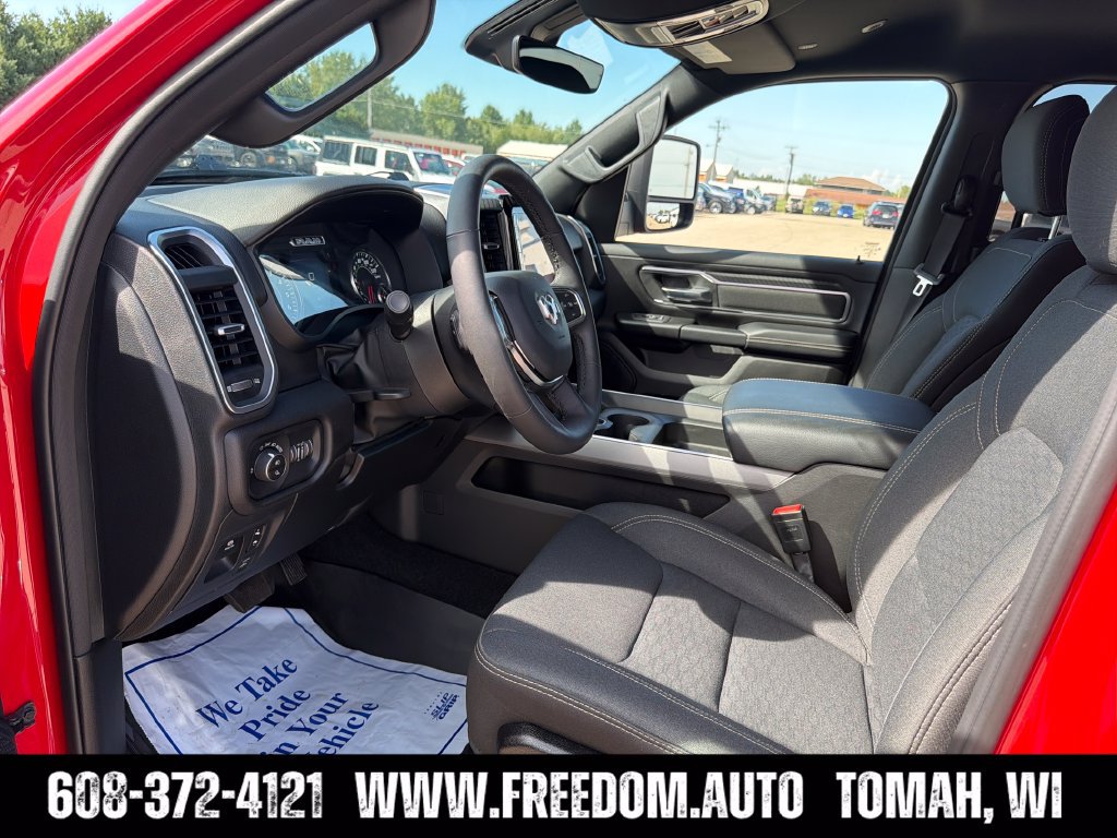 Used 2025 RAM 1500 Big Horn AWD/4WD image 22