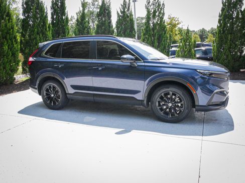 Used 2025 Honda CR-V Sport-L image 11