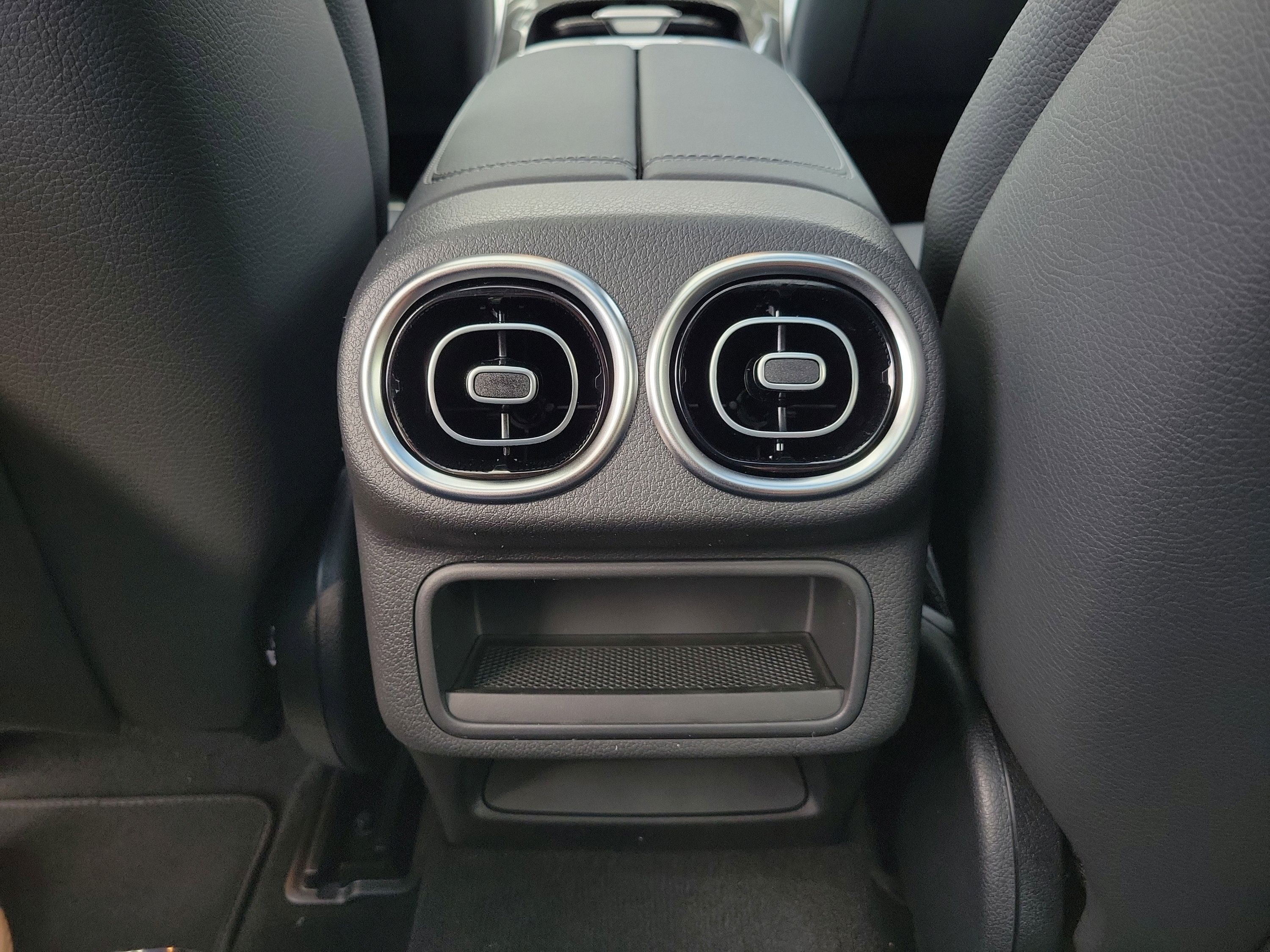 New 2026 Mercedes-Benz GLC 43 AMG 4MATIC image 11
