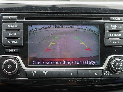 Used 2018 Nissan Sentra SV FWD image 23