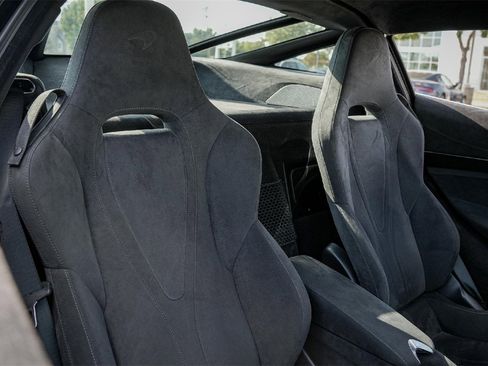 Used 2018 McLaren 720S image 33