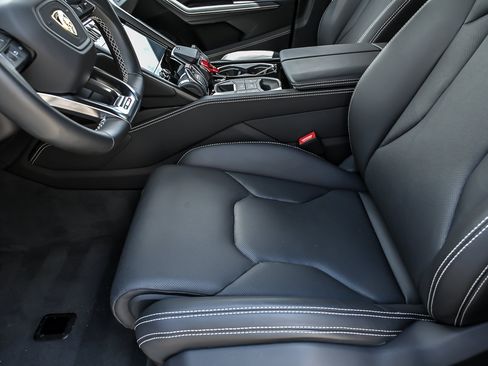 Used 2023 Lamborghini Urus S AWD/4WD image 21