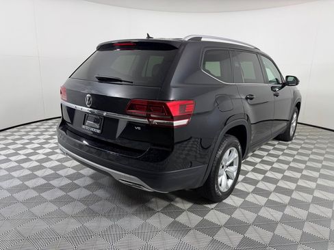 Used 2018 Volkswagen Atlas Launch Edition FWD image 5
