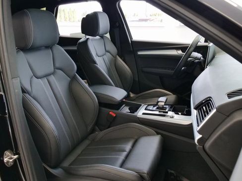 Certified 2025 Audi Q5 Prestige w/ Prestige Package image 16