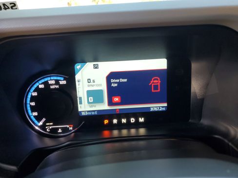 Used 2022 Ford Bronco Badlands image 61