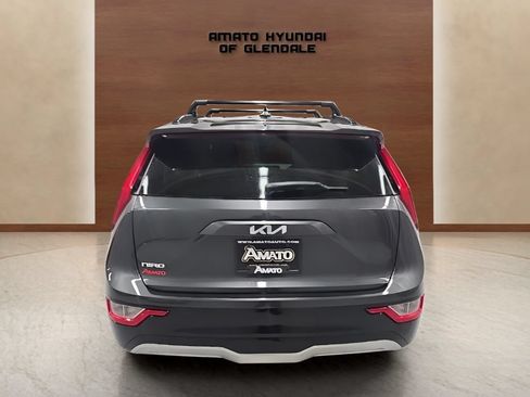 Used 2023 Kia Niro Wind w/ Wind Preserve Package FWD image 5
