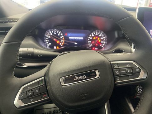 New 2026 Jeep Compass Limited image 24