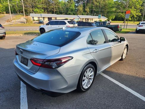 Used 2023 Toyota Camry LE FWD image 6