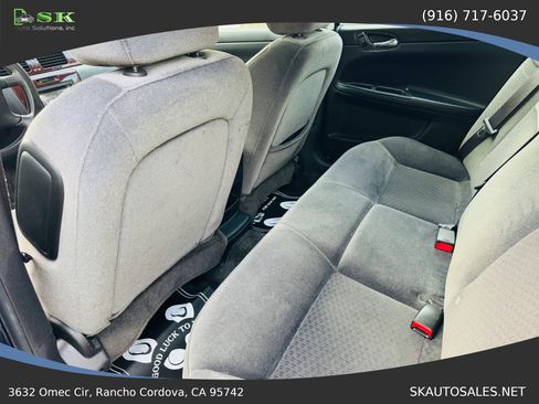 Used 2011 Chevrolet Impala LS Sedan 4D image 18