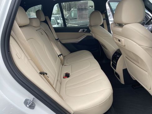 Used 2020 BMW X5 sDrive40i w/ Premium Package image 19