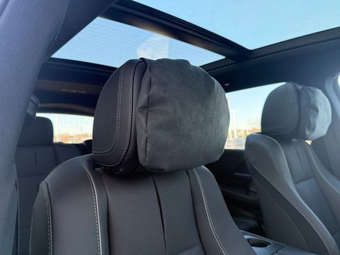 Used 2026 Mercedes-Benz GLS 580 4MATIC image 14