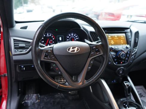 Used 2016 Hyundai Veloster Turbo image 26