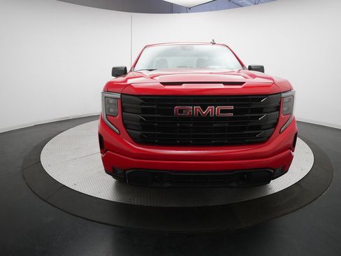 Used 2025 GMC Sierra 1500 Elevation image 11