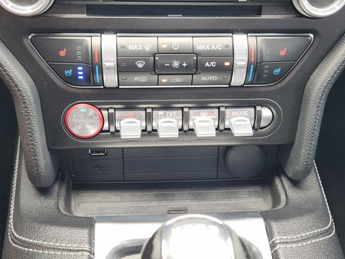 Used 2020 Ford Mustang GT Premium w/ GT Performance Package RWD image 13