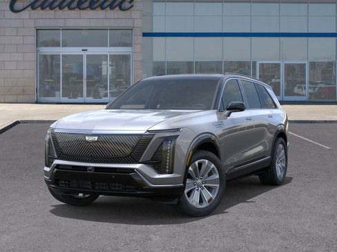 New 2026 Cadillac Vistiq Luxury w/ LPO, Floor Liner Package image 30