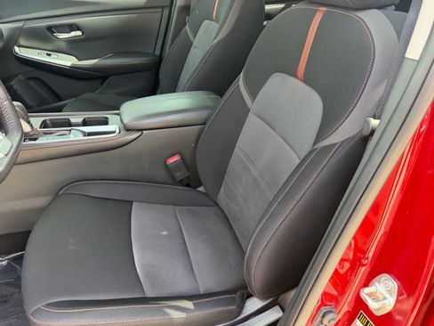 Certified 2021 Nissan Sentra SR FWD image 21