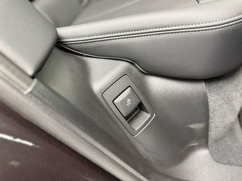 Used 2023 BMW X4 M40i AWD/4WD image 30