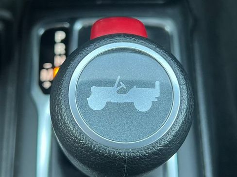 Used 2022 Jeep Wrangler Unlimited Sport w/ Uconnect 4C Nav & Sound Group AWD/4WD image 33