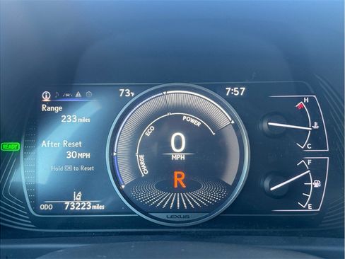Used 2019 Lexus UX 250h w/ Premium Package AWD/4WD image 16