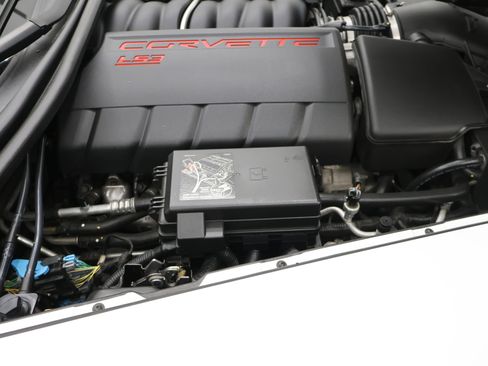 Used 2013 Chevrolet Corvette Grand Sport w/ 4LT Preferred Equipment Group RWD image 16