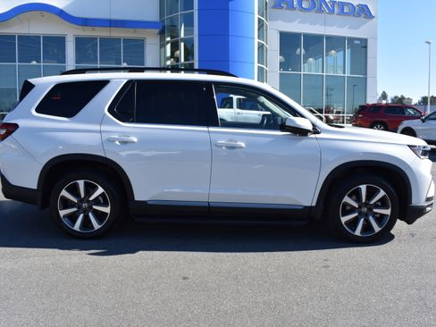 Certified 2023 Honda Pilot Elite image 10