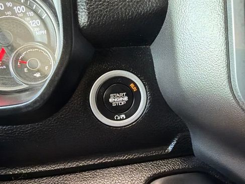 Used 2019 RAM 1500 Big Horn AWD/4WD image 23