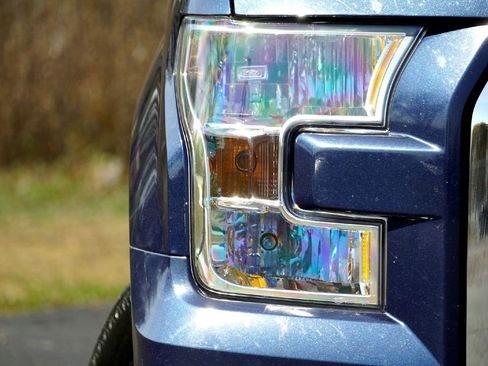 Used 2015 Ford F150 XLT w/ Equipment Group 302A Luxury image 3