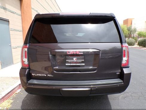 Used 2015 GMC Yukon XL SLE w/ Convenience Package image 4