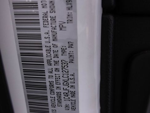 Used 2020 Jeep Grand Cherokee Summit image 46