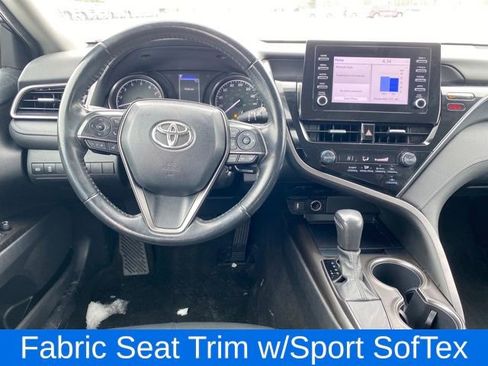 Used 2021 Toyota Camry SE image 6