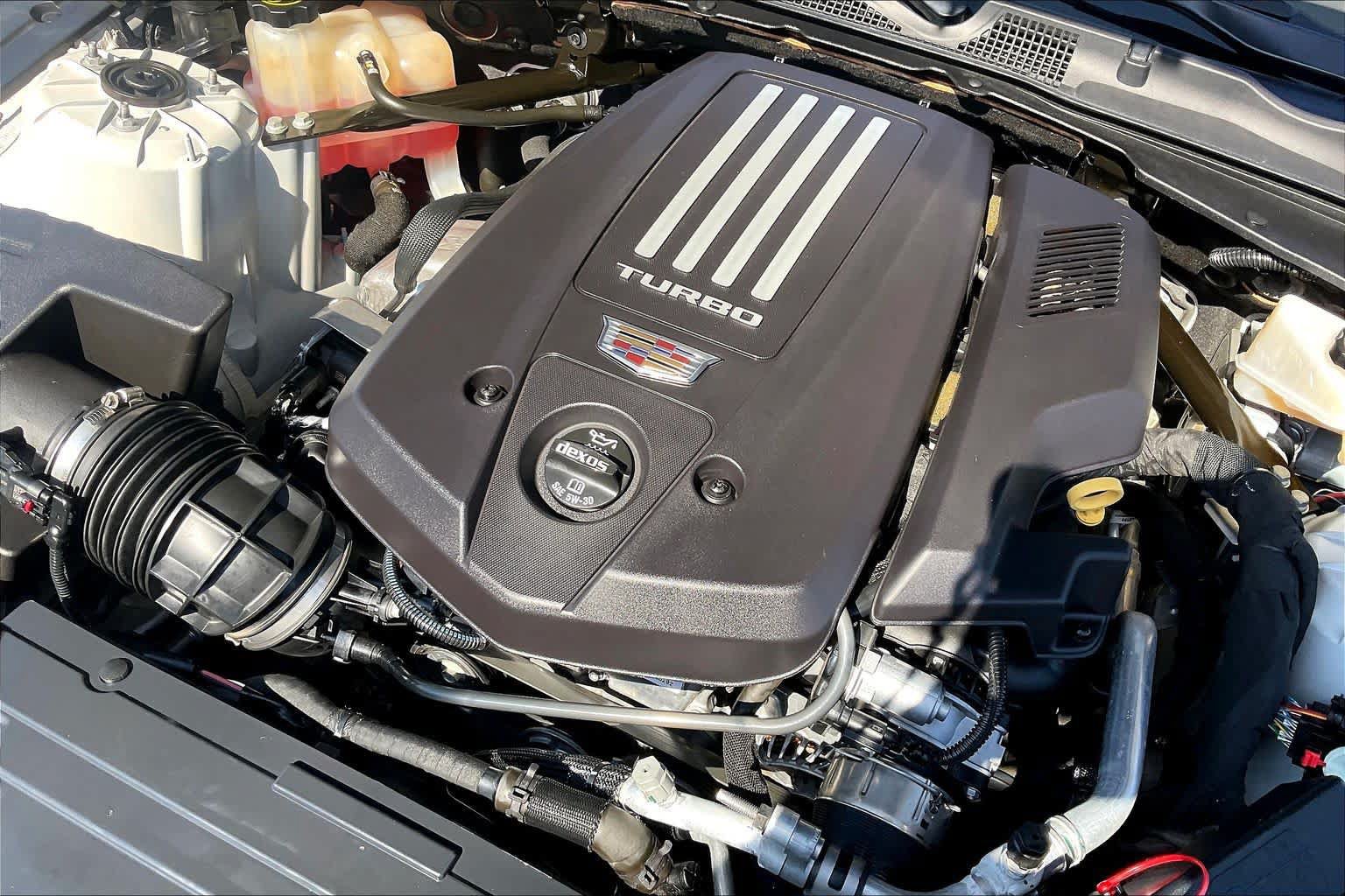 Used 2021 Cadillac CT4 V w/ Technology Package RWD image 29