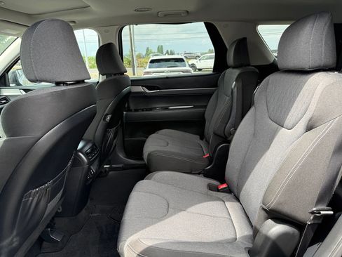 Used 2022 Hyundai Palisade SEL w/ Convenience Package AWD/4WD image 16
