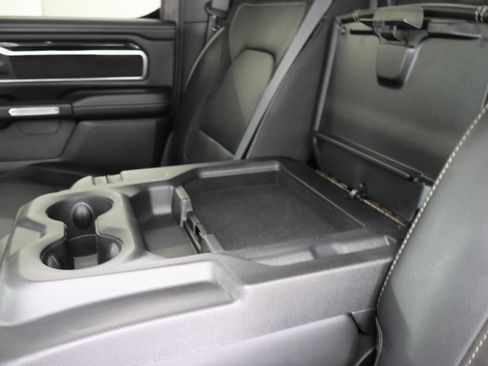 Used 2019 RAM 1500 Laramie AWD/4WD image 38