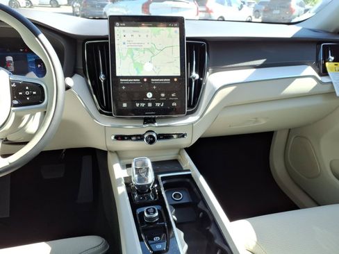 New 2026 Volvo XC60 B5 Ultra w/ Protection Package Premier AWD/4WD image 10
