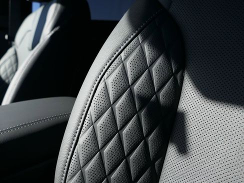 New 2026 Kia Sorento SX Prestige image 11