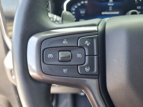 Used 2024 Chevrolet Silverado 1500 High Country w/ Technology Package AWD/4WD image 24