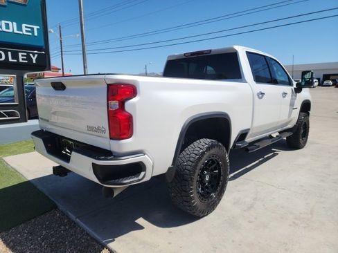 Used 2023 Chevrolet Silverado 3500 High Country w/ Safety Package II image 4