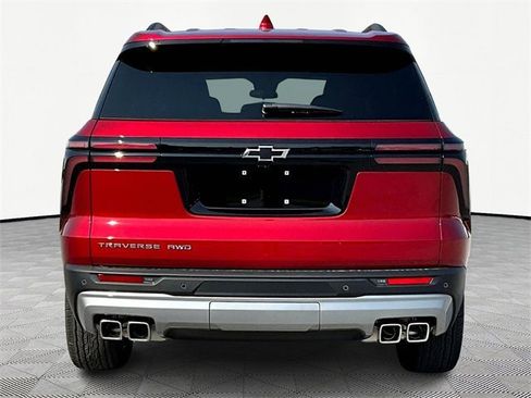 New 2025 Chevrolet Traverse LT w/ Driver Confidence Package image 5