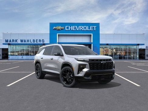 New 2026 Chevrolet Traverse RS w/ LPO, Floor Liner Package image 1