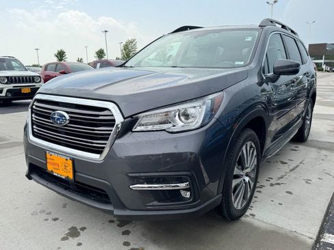 Used 2022 Subaru Ascent Limited w/ Technology Package AWD/4WD image 8