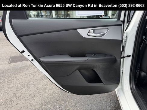 Used 2024 Kia Forte LXS image 29